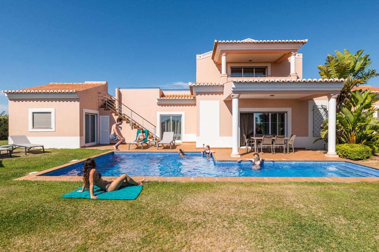 Vale Da Lapa Village Resort Carvoeiro  Eksteriør bilde A typical villa in Quinta do Lago