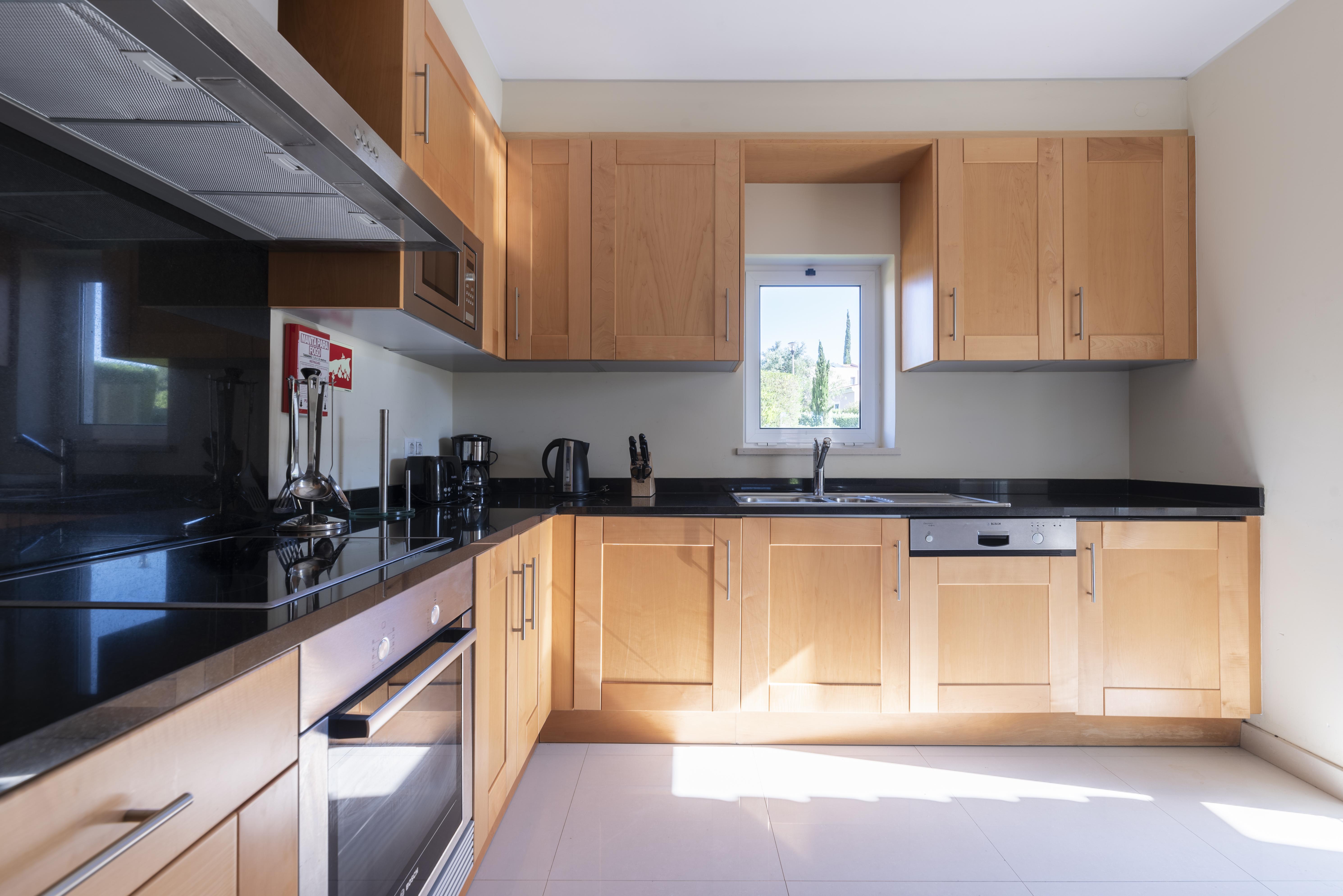 Vale Da Lapa Village Resort Carvoeiro  Eksteriør bilde A modern kitchen