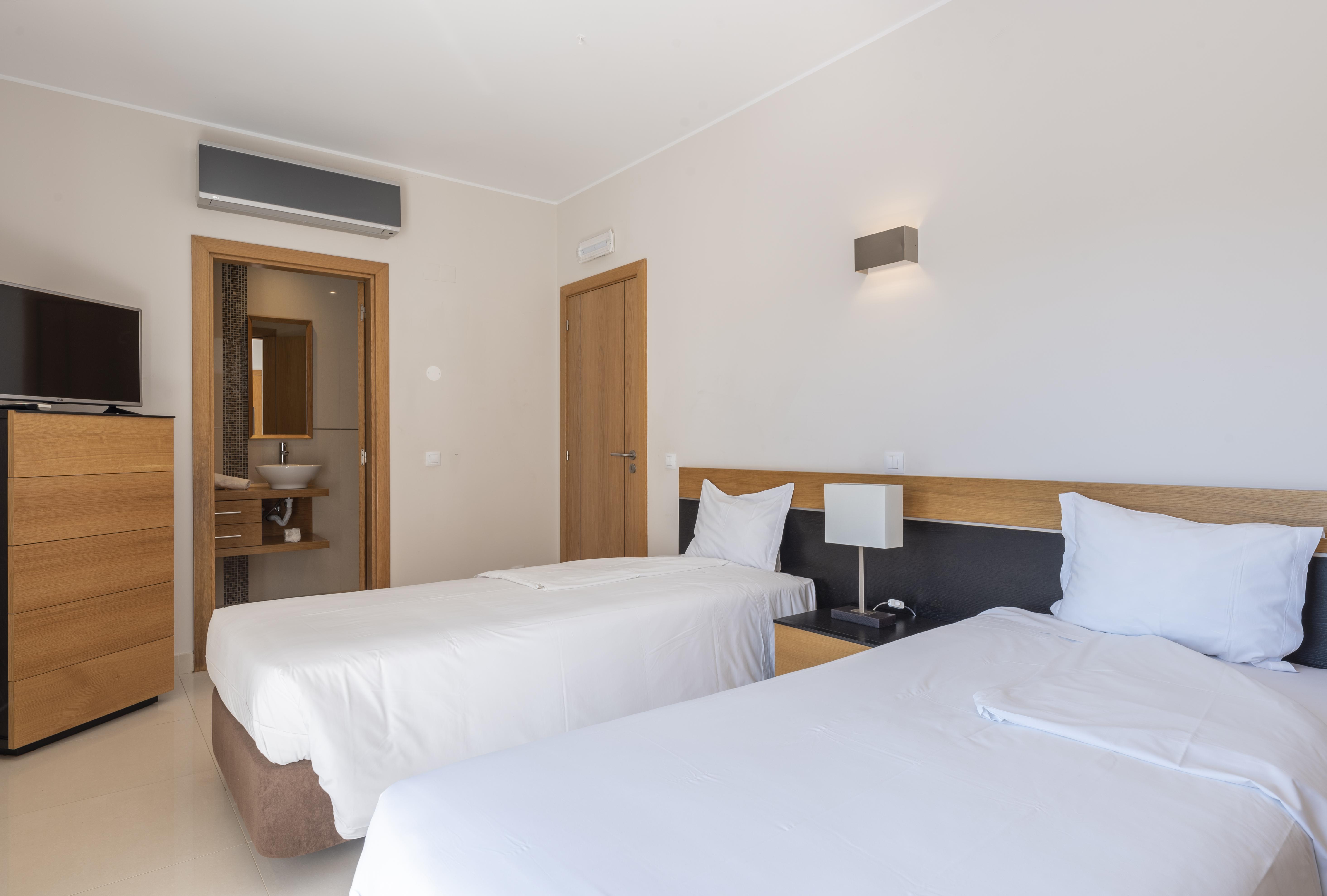 Vale Da Lapa Village Resort Carvoeiro  Eksteriør bilde A typical bedroom